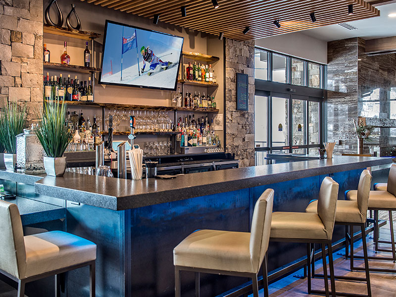 Grand Colorado on Peak 8 - The Lobby Bar